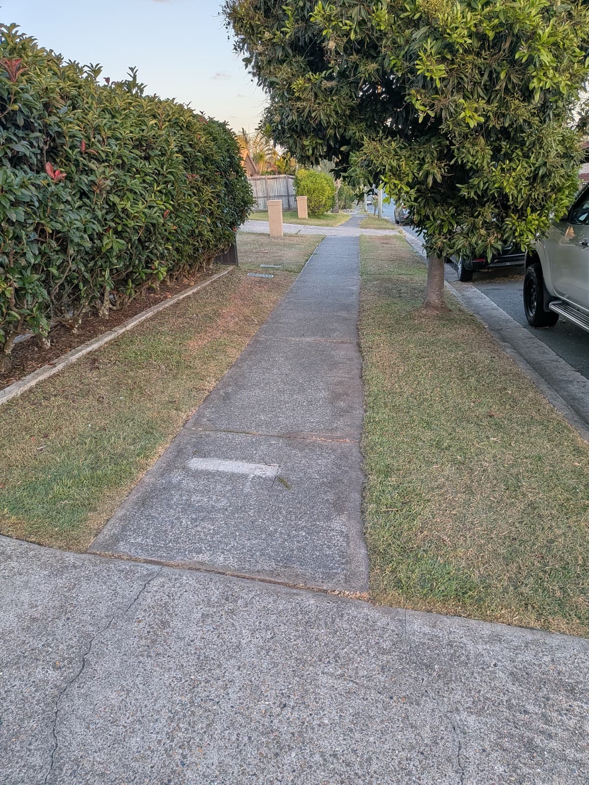 Footpath Edging